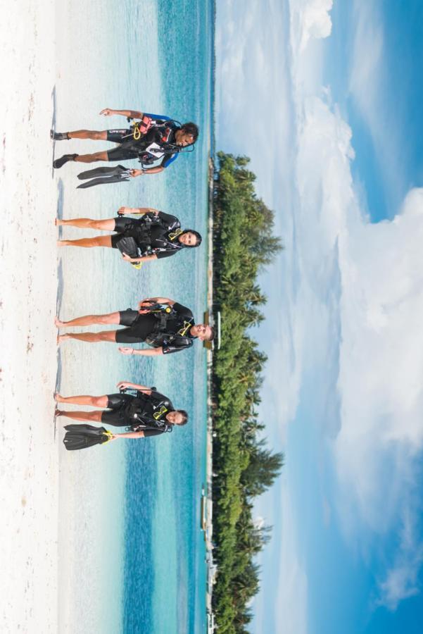 เวฟ ซาวด์ บาย 3เอส มัลดีฟส์ Hotel Addu City ภายนอก รูปภาพ