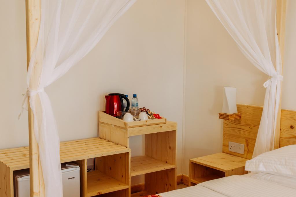 เวฟ ซาวด์ บาย 3เอส มัลดีฟส์ Hotel Addu City ภายนอก รูปภาพ