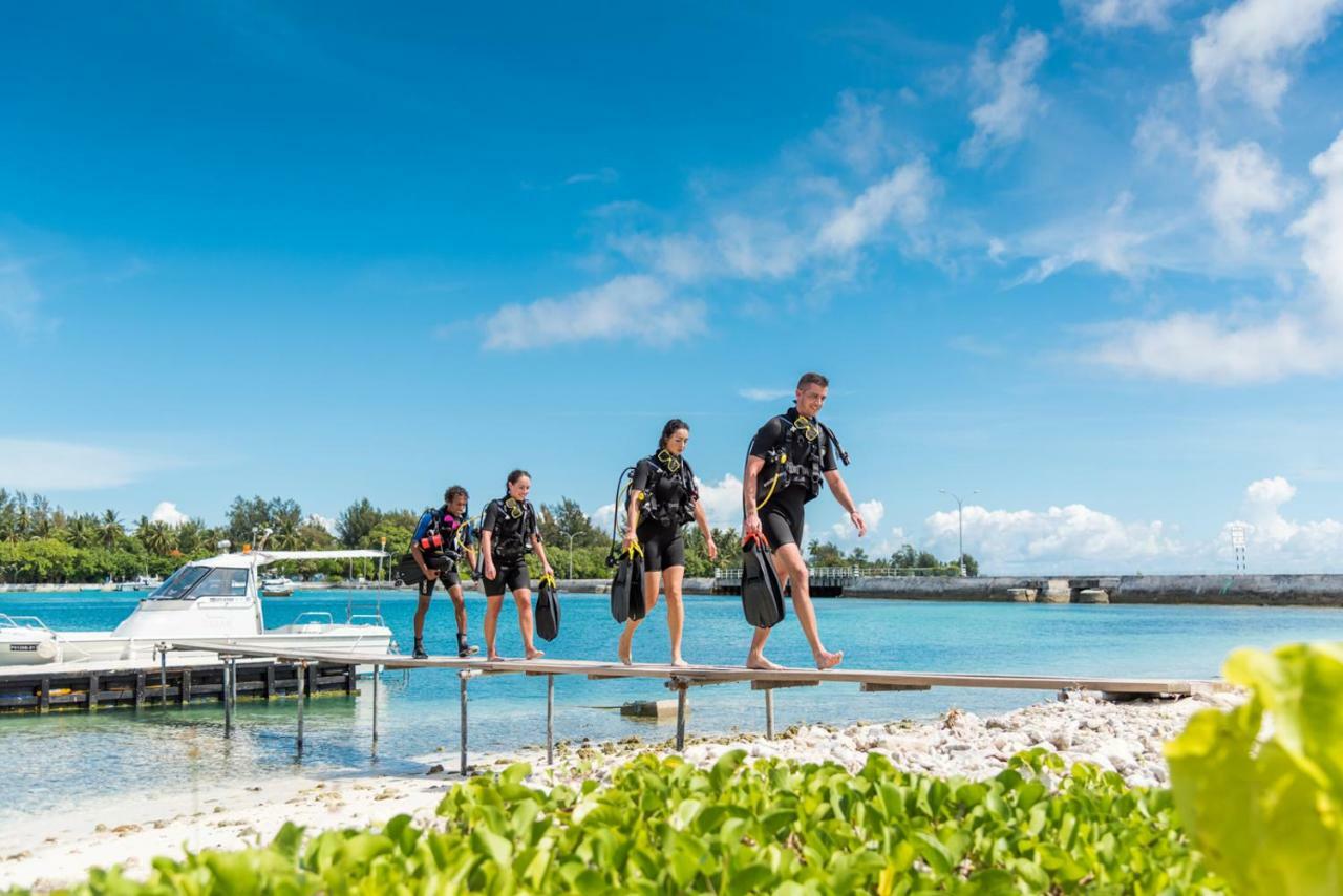 เวฟ ซาวด์ บาย 3เอส มัลดีฟส์ Hotel Addu City ภายนอก รูปภาพ